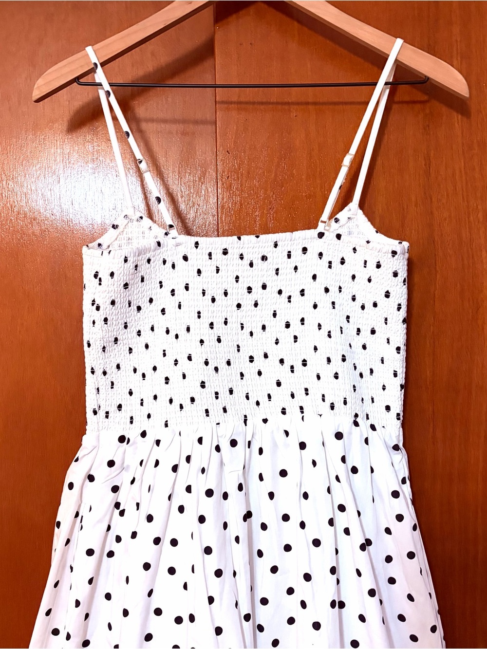 Abercrombie & Fitch Polka Dot Dipped Waist Smocked Midi Dress White - Picture 7 of 11